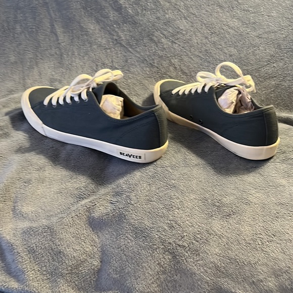 SeaVees Monterey Canvas Sneakers Size 8 - Picture 3 of 4